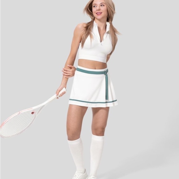 HALARA Mid Rise Color Block Pleated 2-in-1 Side Pocket Mini Casual Skirt - Picture 2 of 7